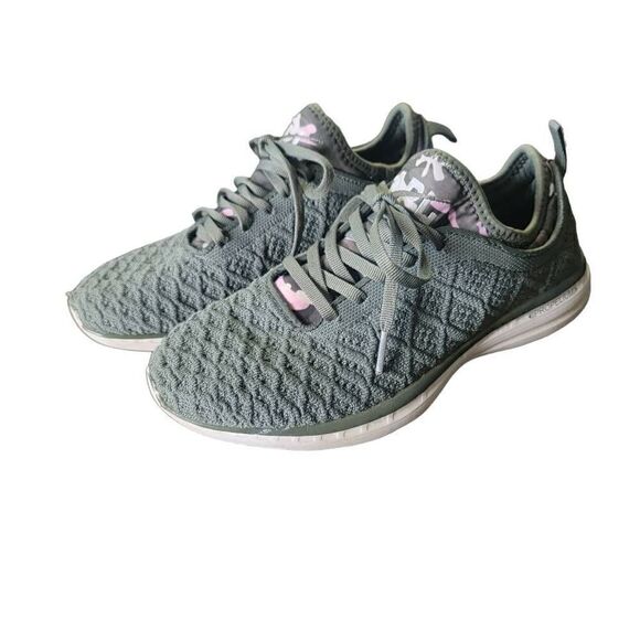 APL Shoes - APL Techloom Phantom Women’s Size 7.5 Olive Green Camo Lululemon Collab